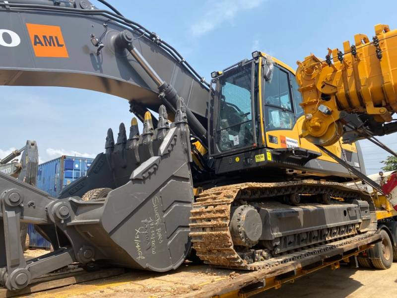 cherche location urgente pelle E480 volvo pour chantier à abomey calavi au bénin