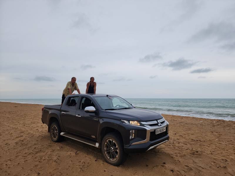 Clients aventuriers sur la plage