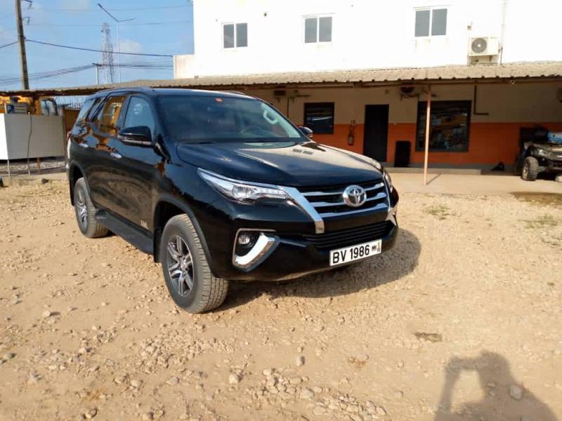 Location Toyota Fortuner à Cotonou au Bénin