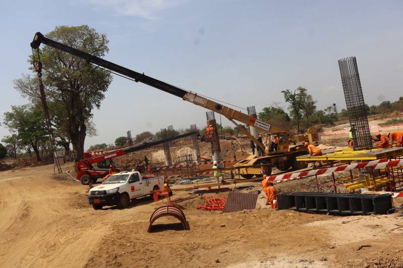 Solutions de levage et manutention au Bénin : l’expertise certifiée d’AML Bénin