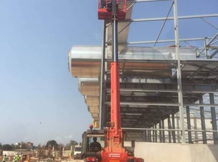 Location de Manitou pour levage au Bénin
